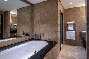 Presidential Suite, 1 King Bed | Bathroom