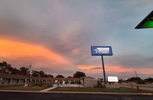 Americas Best Value Inn Giddings