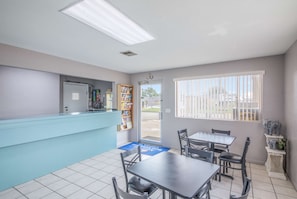 Free continental breakfast