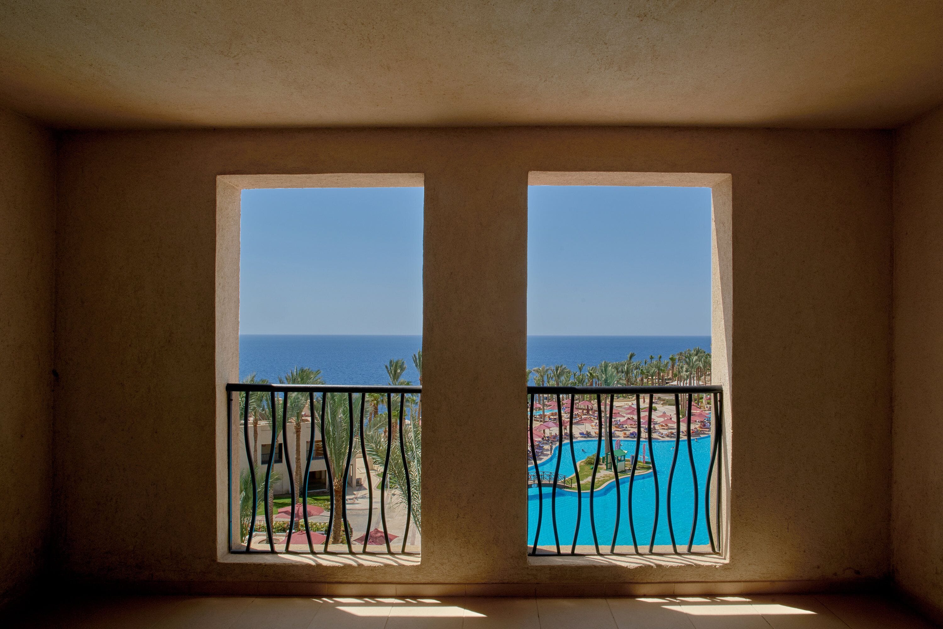 Photo - Grand Rotana Hotel Resort and Spa
