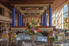 4 Restaurants, Frühstück, Mittagessen, Abendessen, internationale Küche