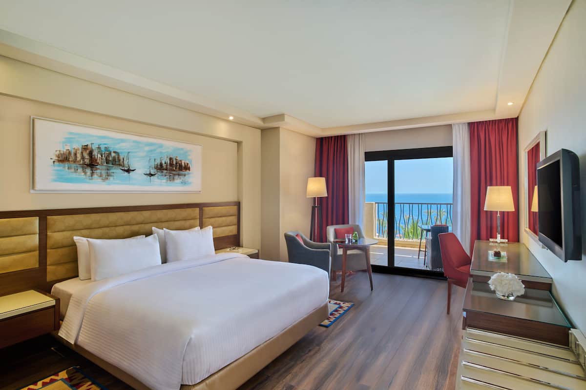 Panoramic Room, 1 King Bed, Sea View (Pool View) | Pool | 3 outdoor pools, open 8:00 AM to 5:00 PM, free cabanas, pool umbrellas