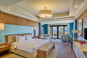 羽绒被、泰普尔床垫、迷你吧、客房内保险箱