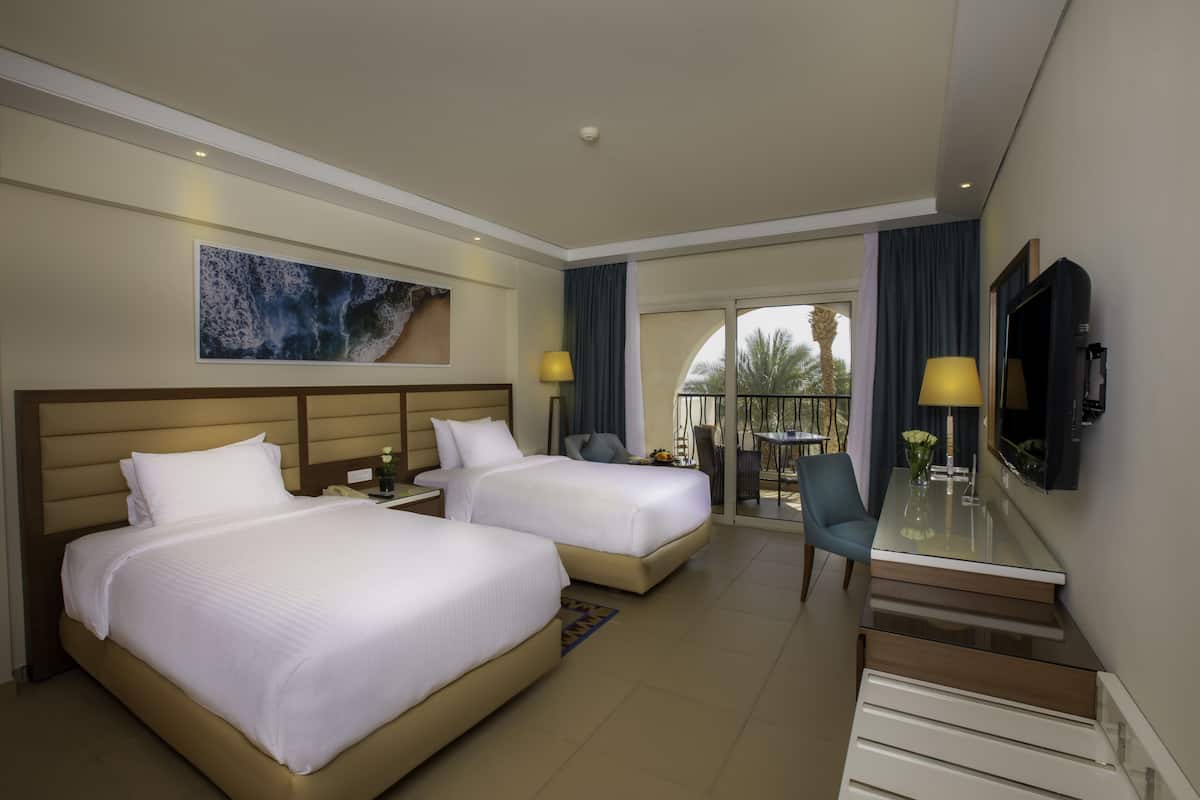 Panoramic Room, 1 King Bed, Sea View (Pool View) | Down comforters, Tempur-Pedic beds, minibar, in-room safe