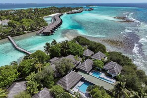 Couples treatment room(s), hot tub, steam room, body treatments - Sheraton Maldives Full Moon Resort & Spa (Furanafushi Island)