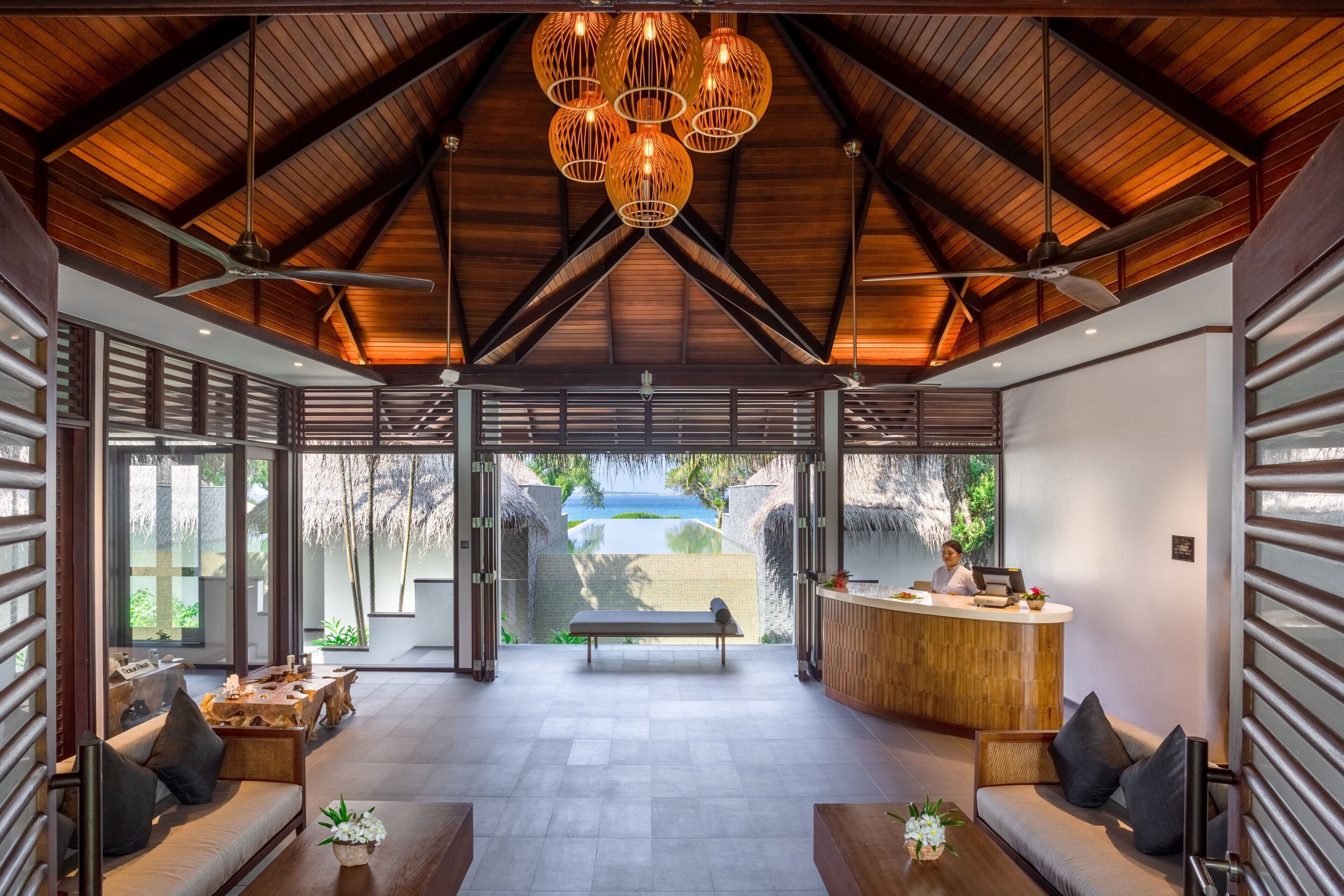 couples treatment room(s), hot tub, steam room, body treatments