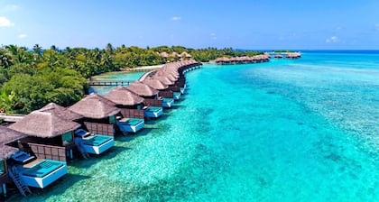 Sheraton Maldives Full Moon Resort & Spa