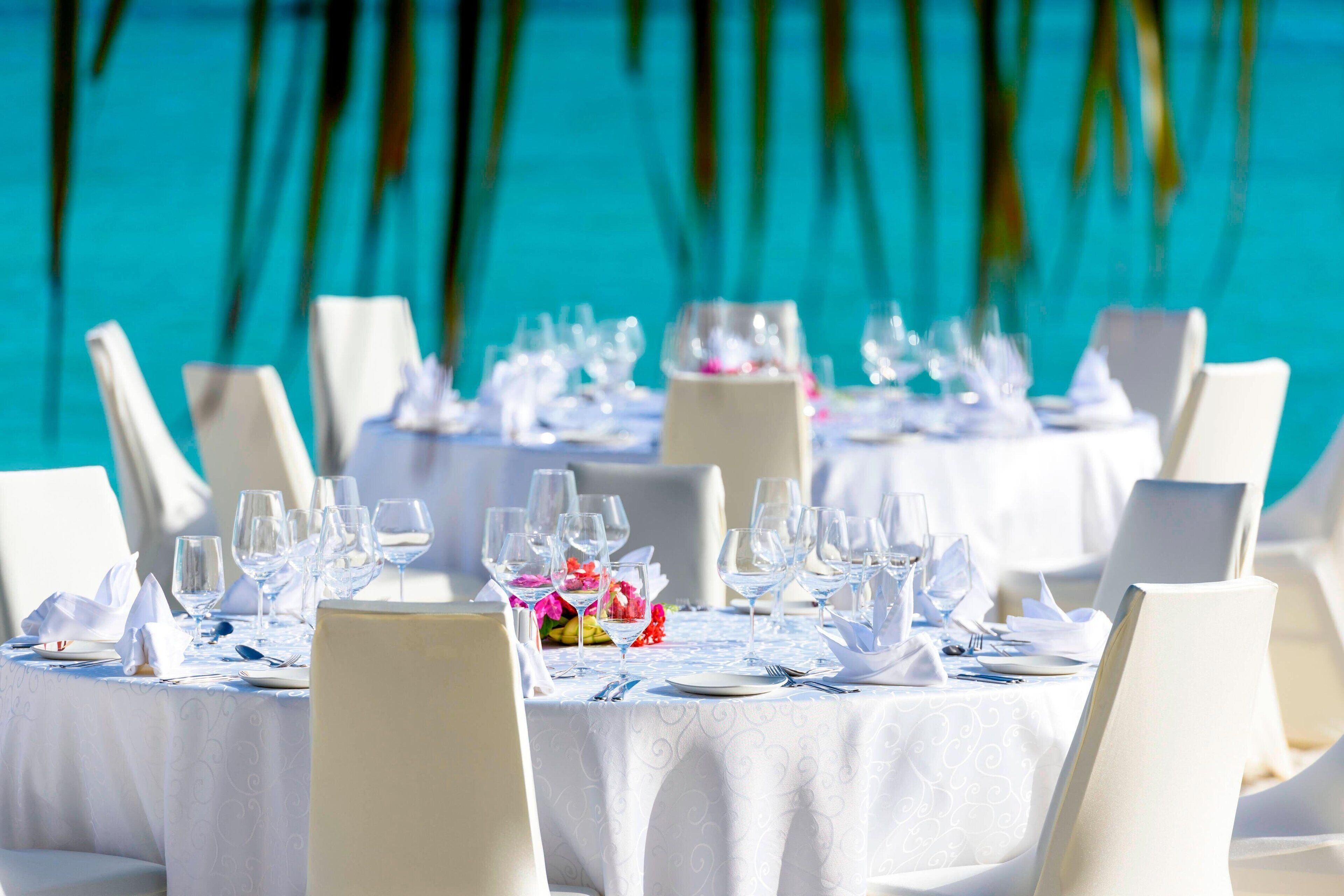 private beach, white sand, sun-loungers, beach umbrellas