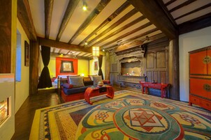 Tibet Farmhouse | Exterior