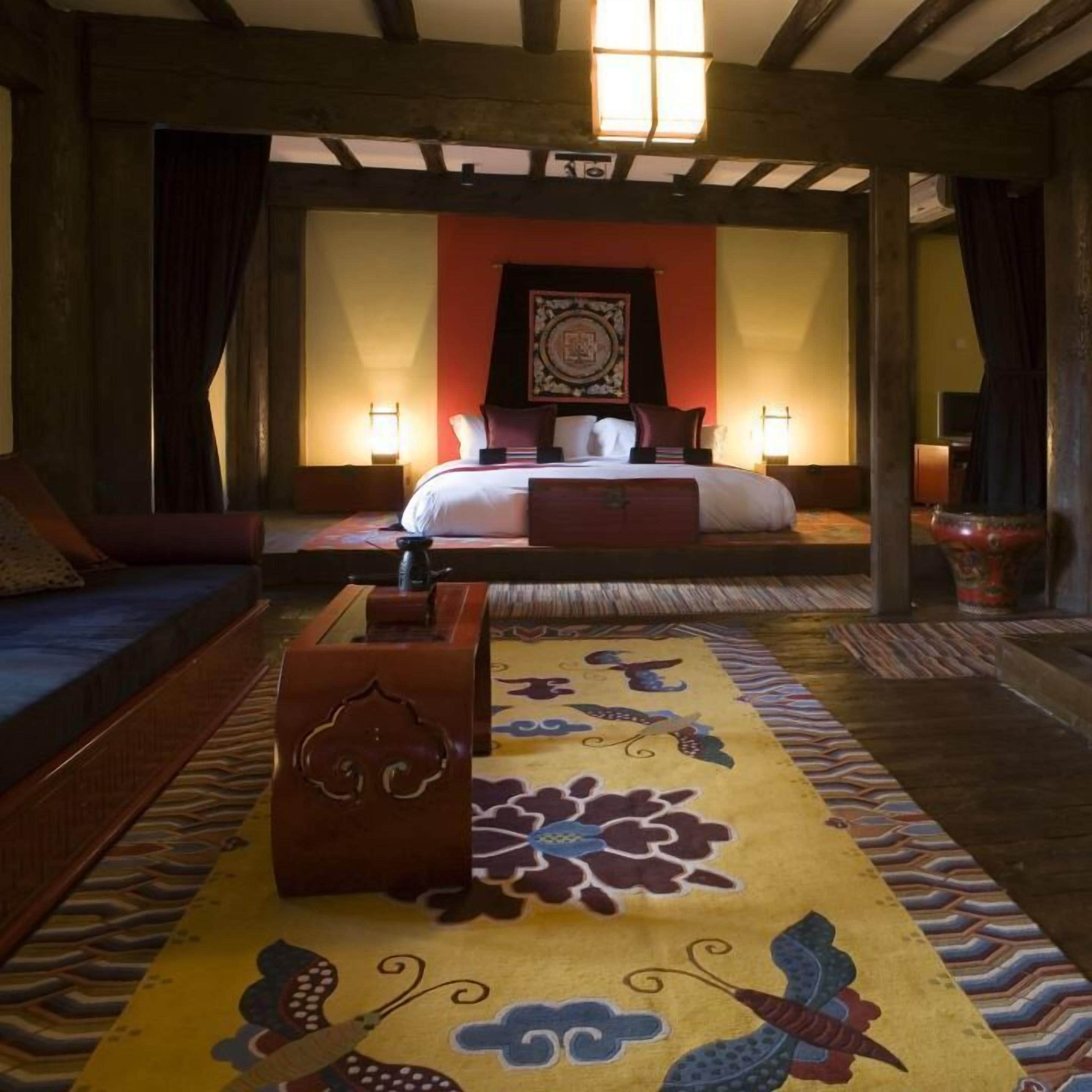 1 bedroom, premium bedding, down duvets, minibar