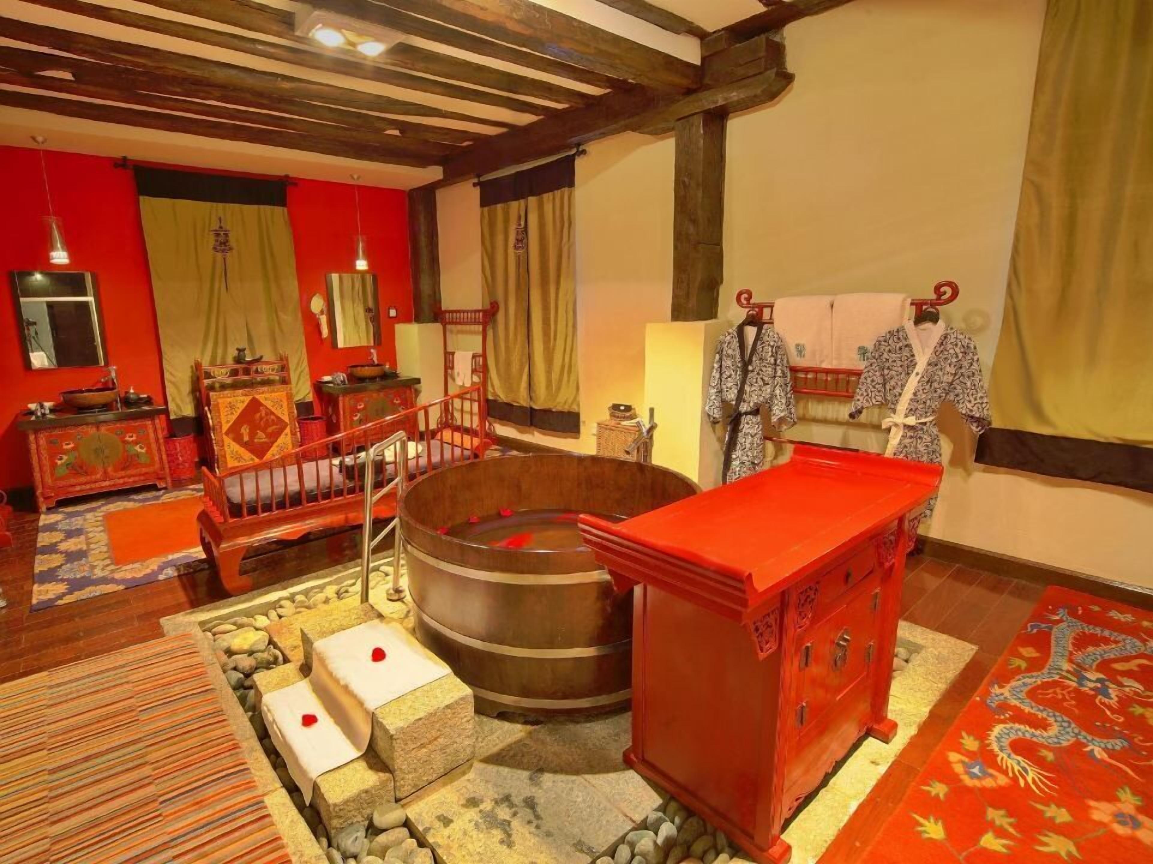 two-bedroom ringha lodge | 1 bedroom, premium bedding, down duvets, minibar