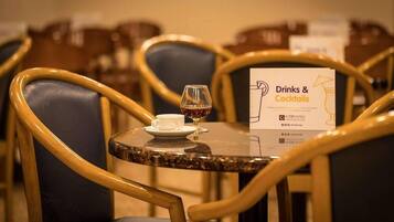 Breakfast, lunch and dinner served