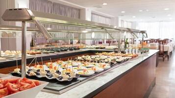 Breakfast, lunch and dinner served