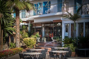 Entrada al alojamiento