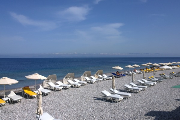 Beach nearby, scuba diving