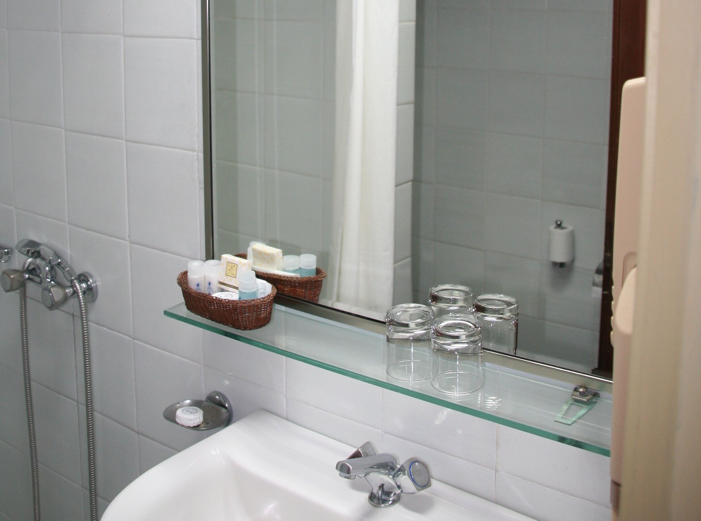 Photo - Athena Hotel