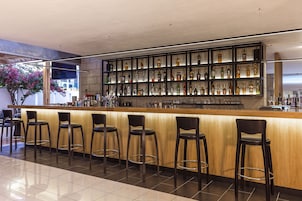 Bar (en el alojamiento)