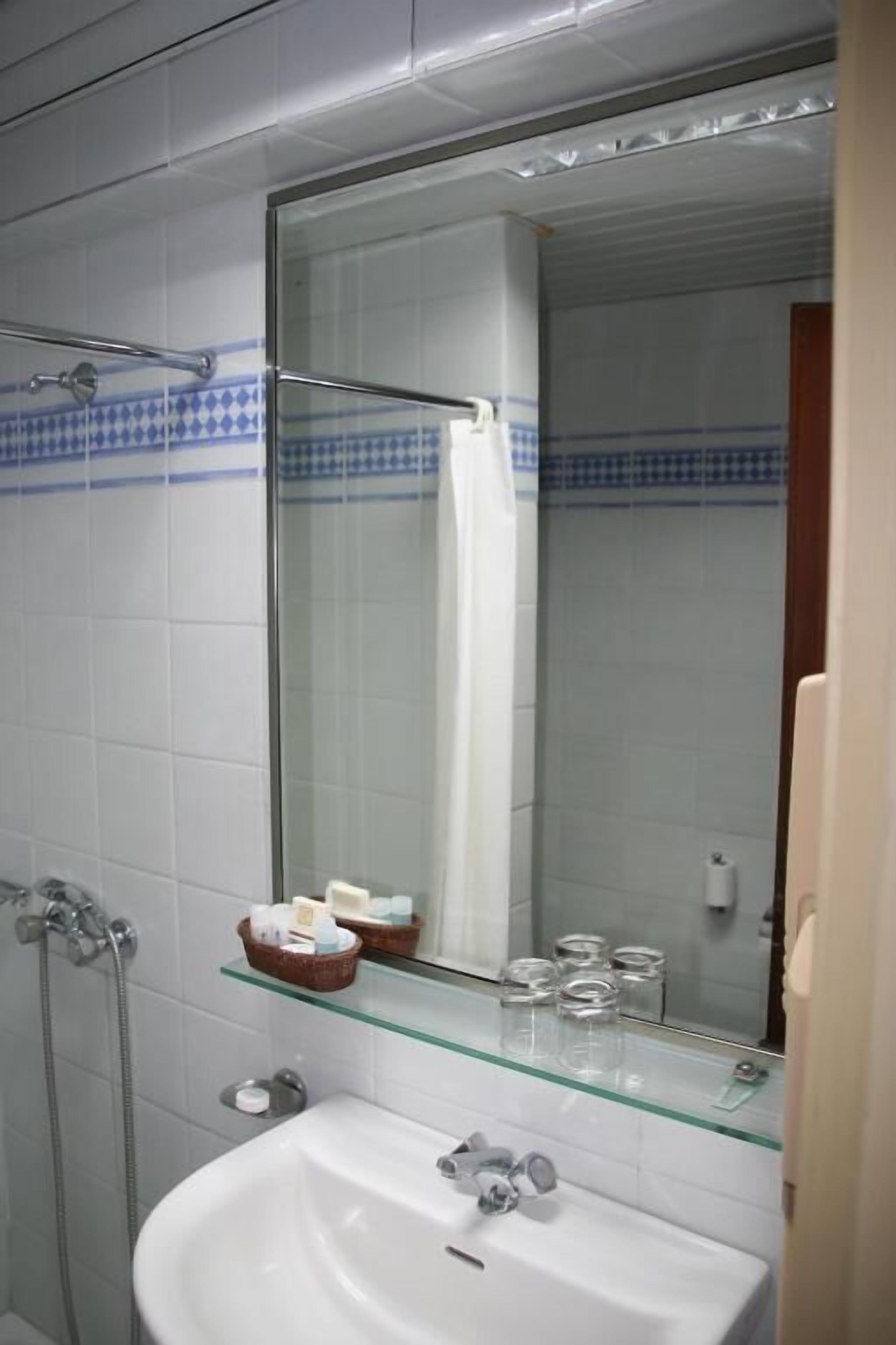 Photo - Athena Hotel