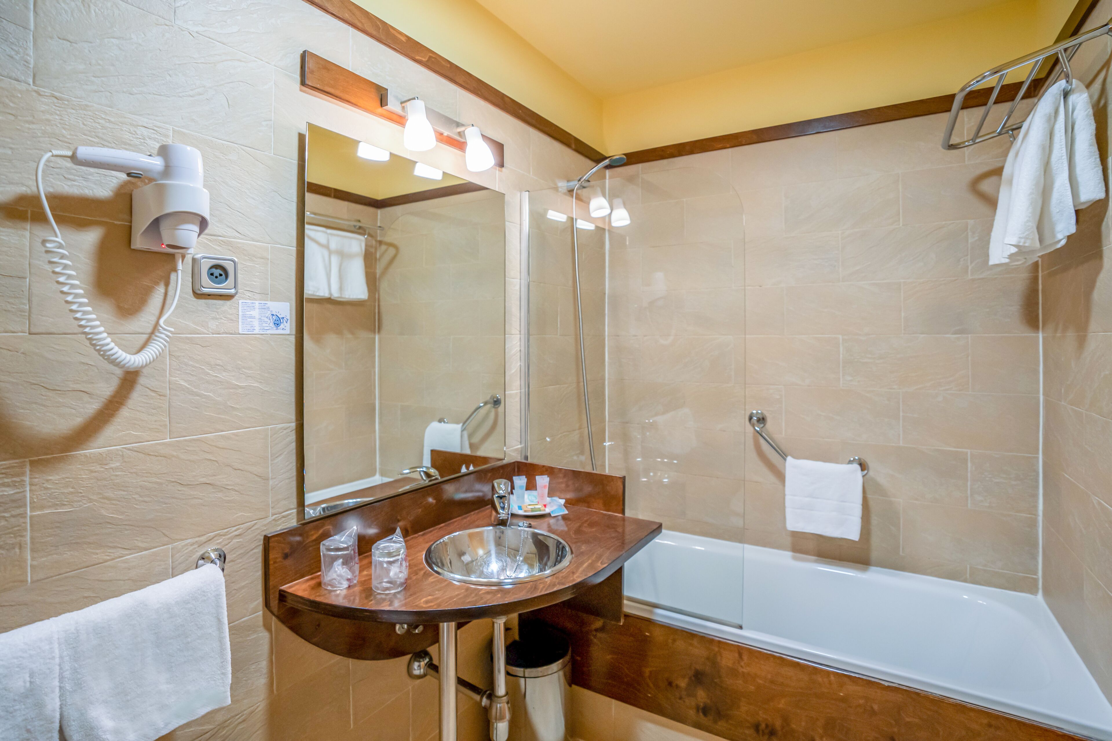 1 bedroom, minibar, in-room safe, desk