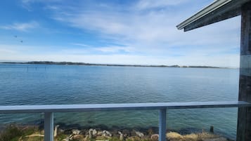 Waterfront Condo Upper (No Pets Allowed) | Terrace/patio