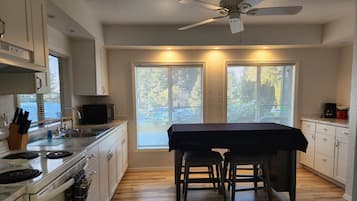 Duplex (Vacation Home Unit A) | Private kitchen