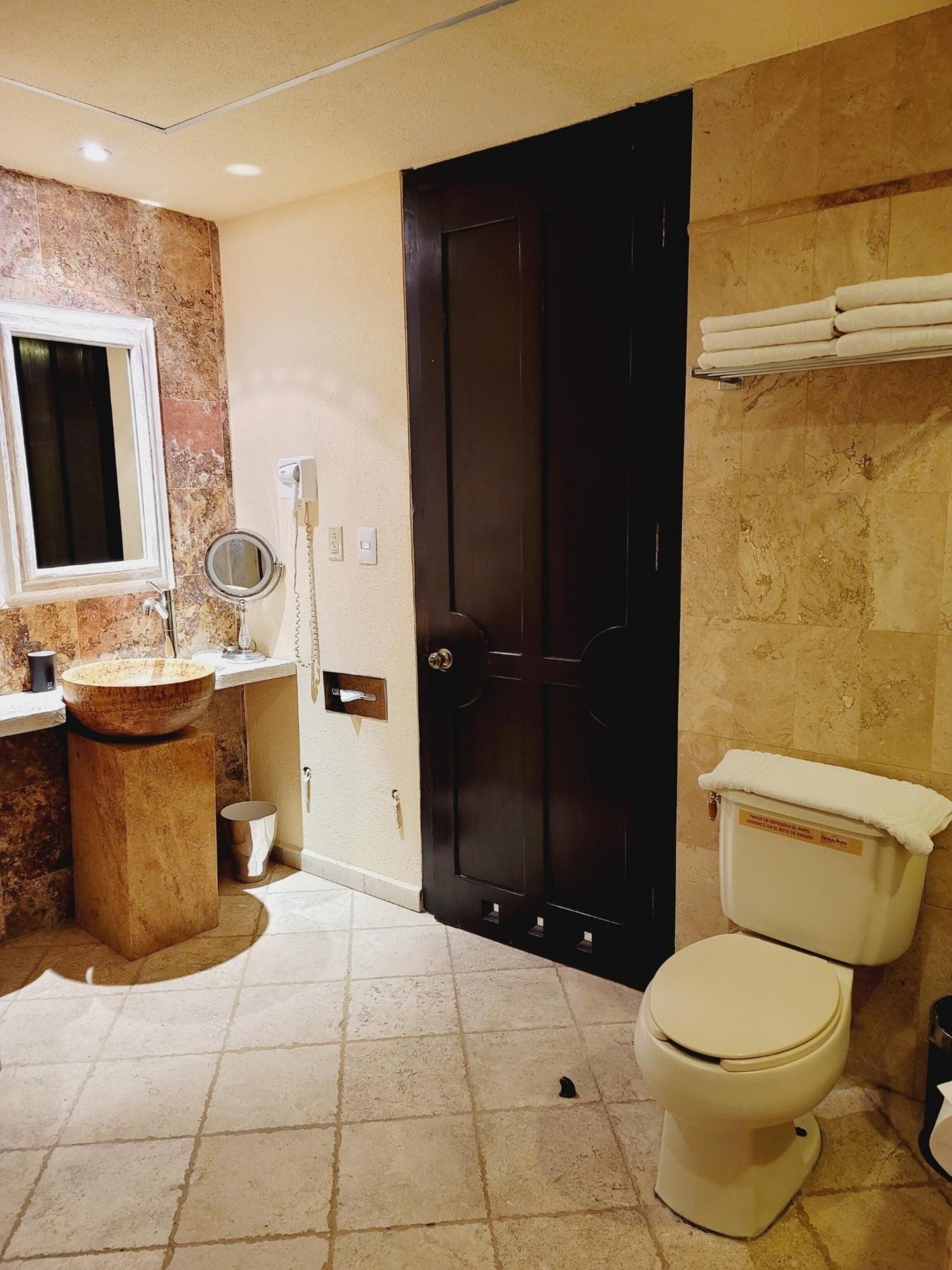 1 bedroom, premium bedding, in-room safe, desk