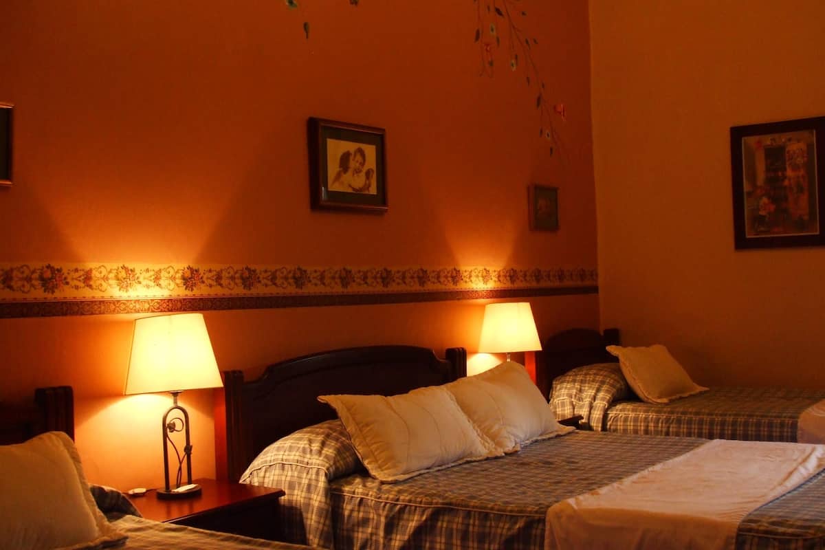 1 bedroom, in-room safe, individually decorated, individually furnished