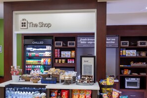 Snack bar - Hilton Garden Inn Niagara-on-the-Lake (Niagara-on-the-Lake)