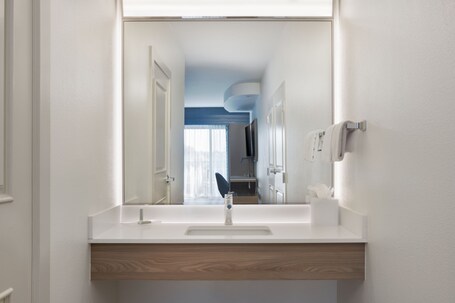 Courtyard by Marriott Sandestin Grand Boulevard - Image 10