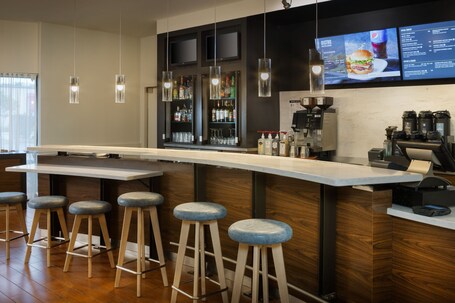 Courtyard by Marriott Sandestin Grand Boulevard - Image 8