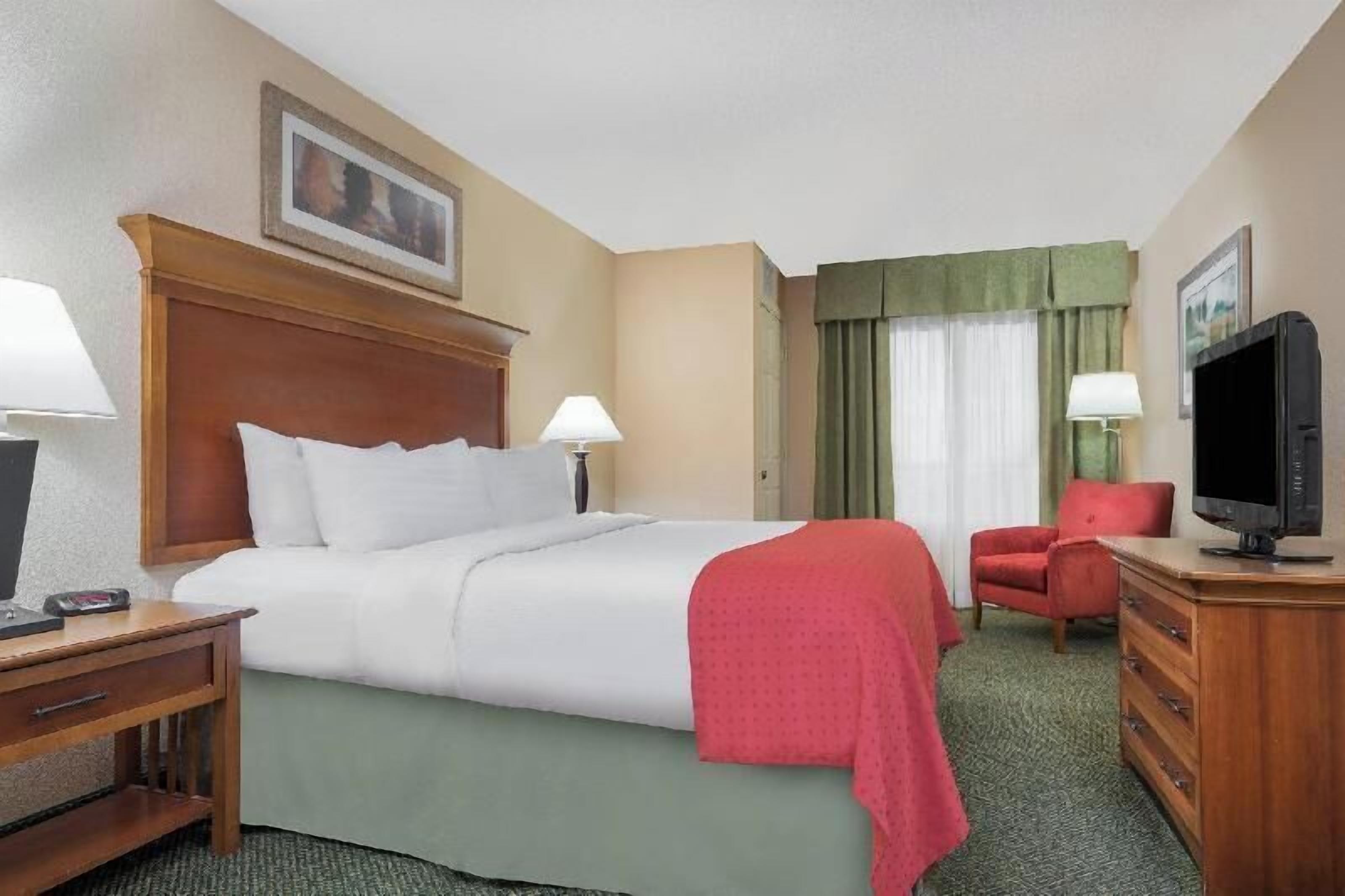 Iron/ironing board, rollaway beds, free WiFi, bed sheets