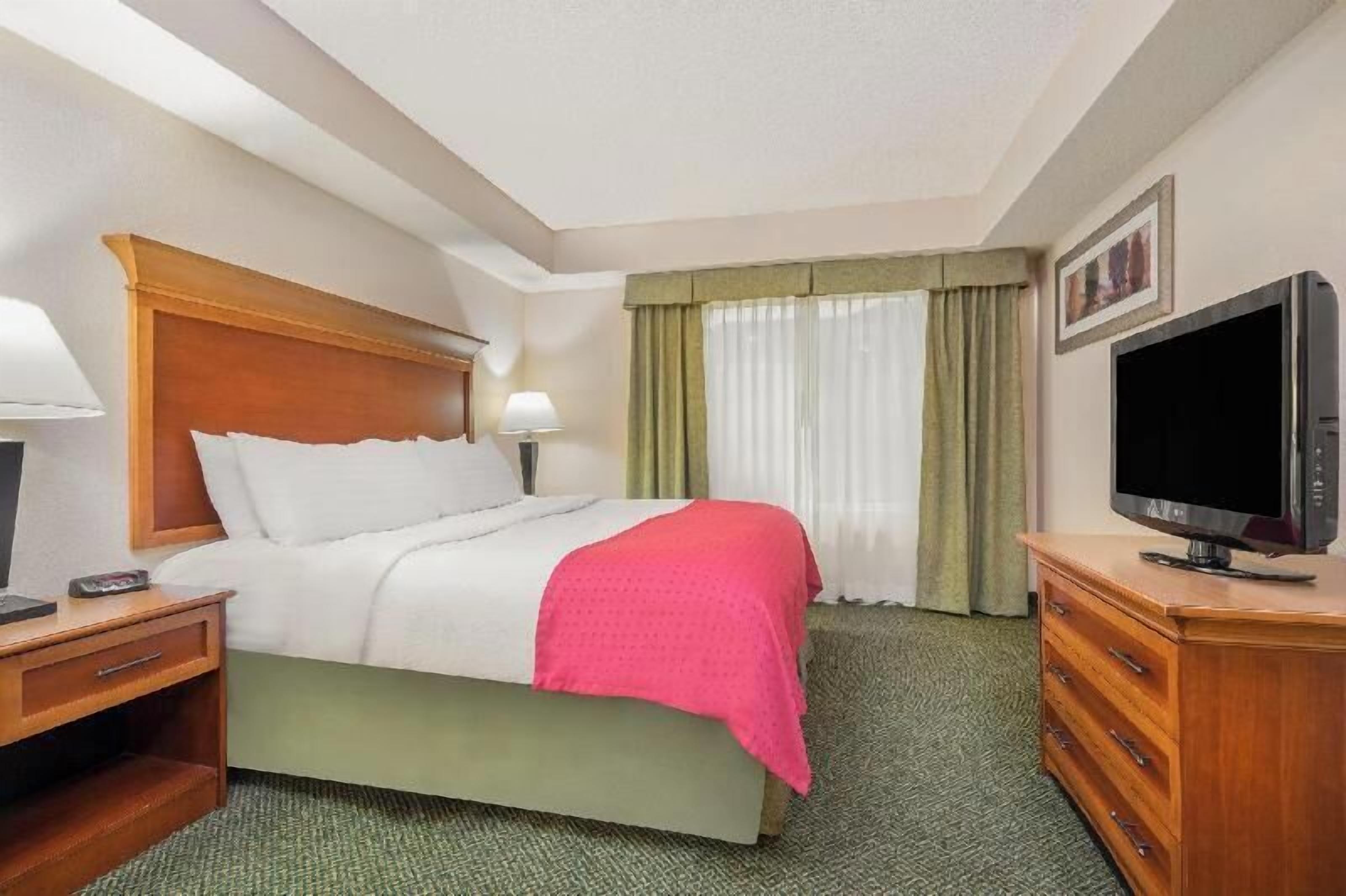 Iron/ironing board, rollaway beds, free WiFi, bed sheets