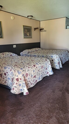 Standard Room, 2 Queen Beds, Non Smoking, Pool View | Iron/ironing board, free WiFi, alarm clocks - Budget Host Sundowner Motor Inn (Kadoka)