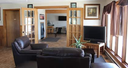 Budget Host Sundowner Motor Inn