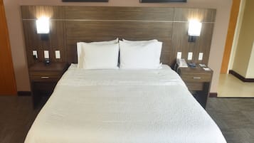 書桌、熨斗/熨衣板、免費無線上網、床單