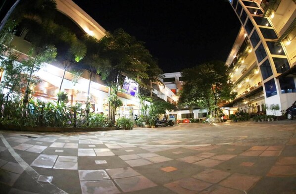 Exterior - Freedom Hotel (Siem Reap)