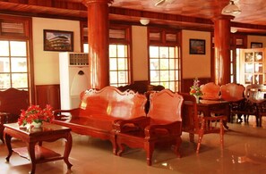 Sala de estar en el lobby