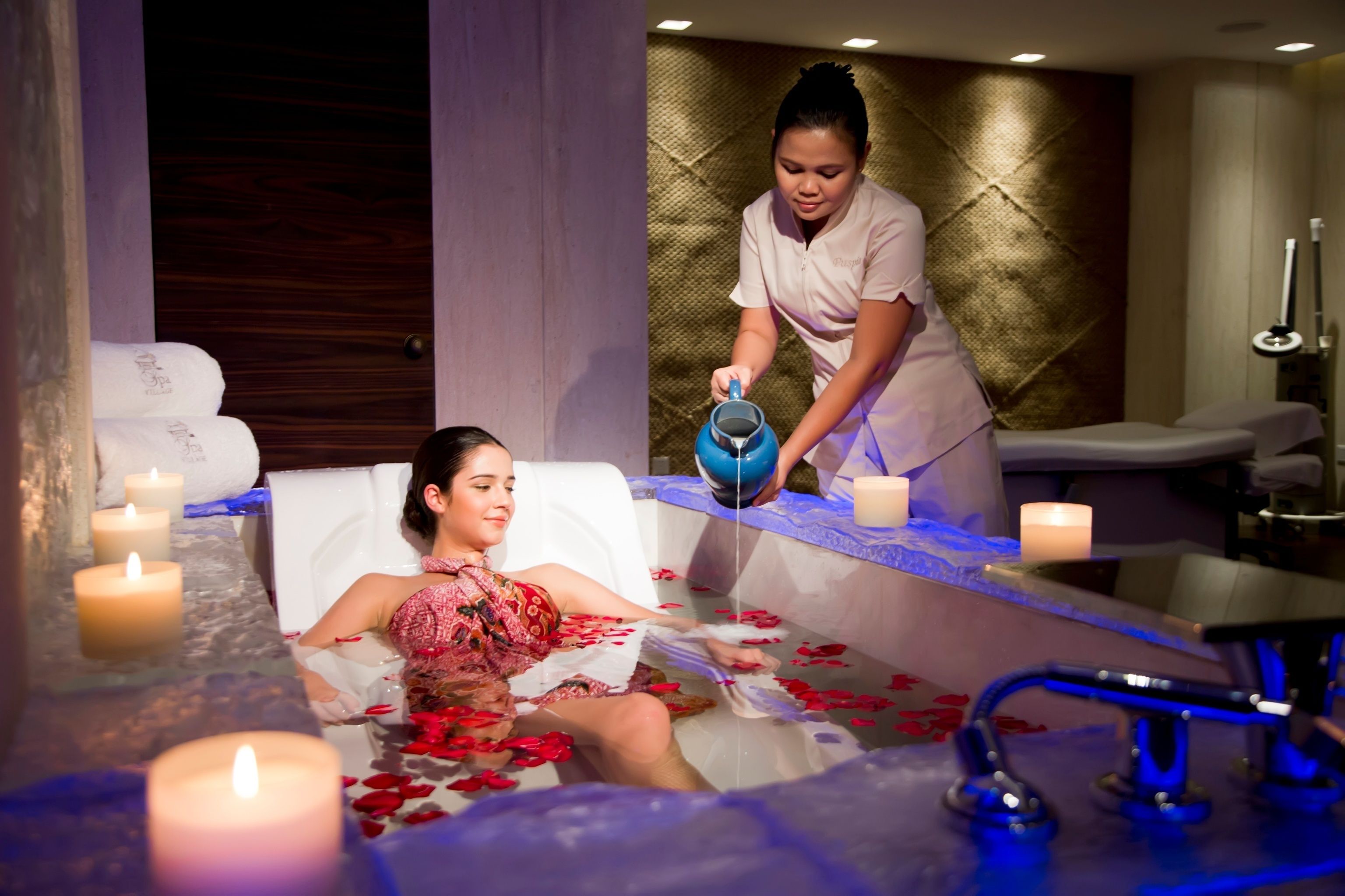 hydrotherapy, aromatherapy, facials, 20 treatment rooms