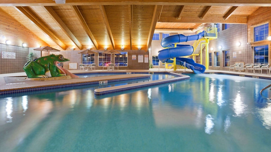 AmericInn by Wyndham Wetmore Munising