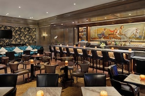2 restaurants; breakfast, lunch, and dinner served - St. Regis Residence Club, Aspen (Aspen)