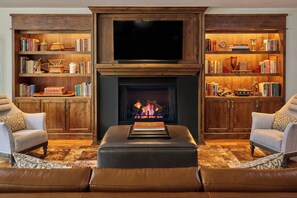 Lobby - St. Regis Residence Club, Aspen (Aspen)