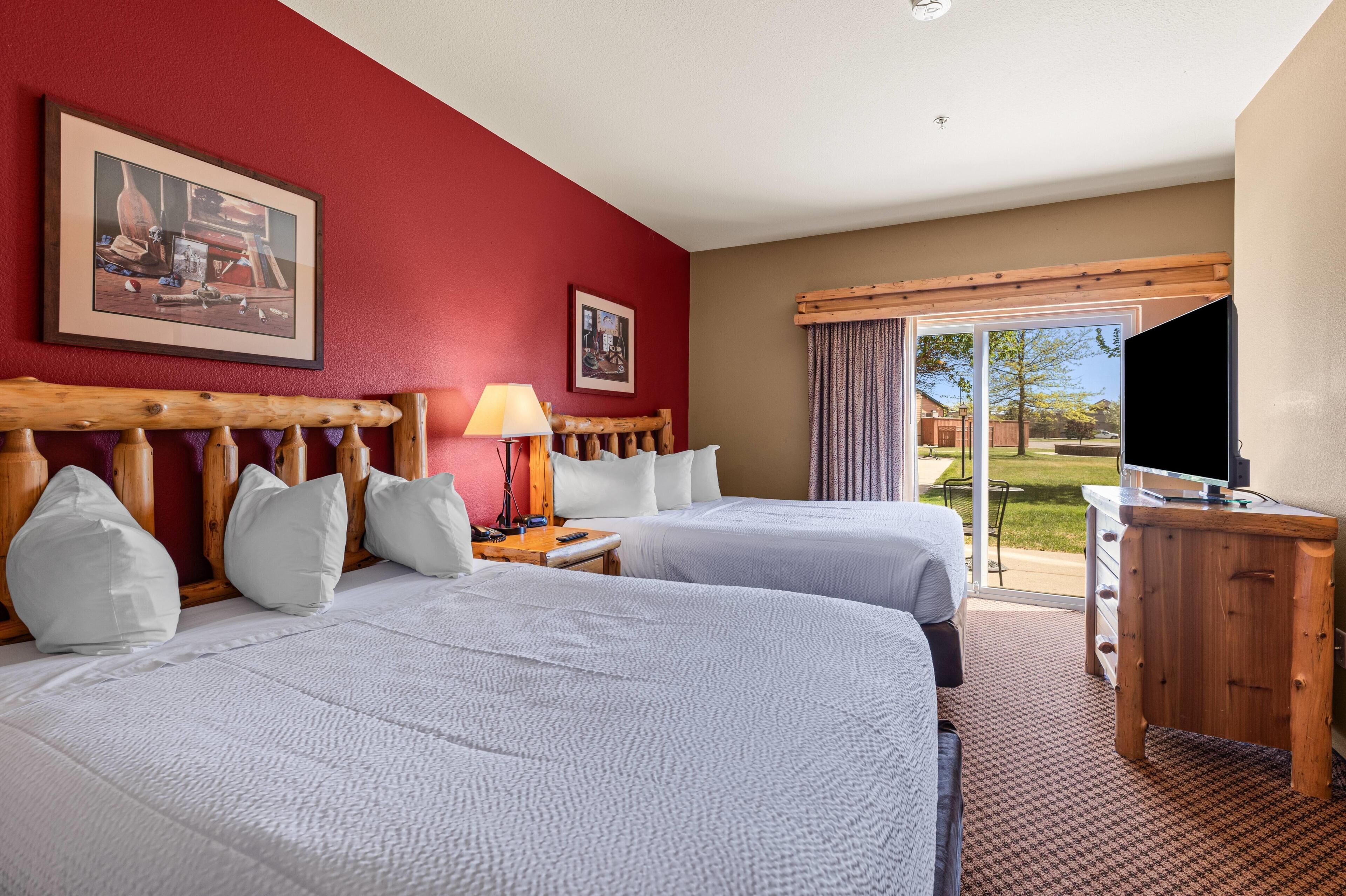 Suite, Multiple Beds, Non Smoking, Patio