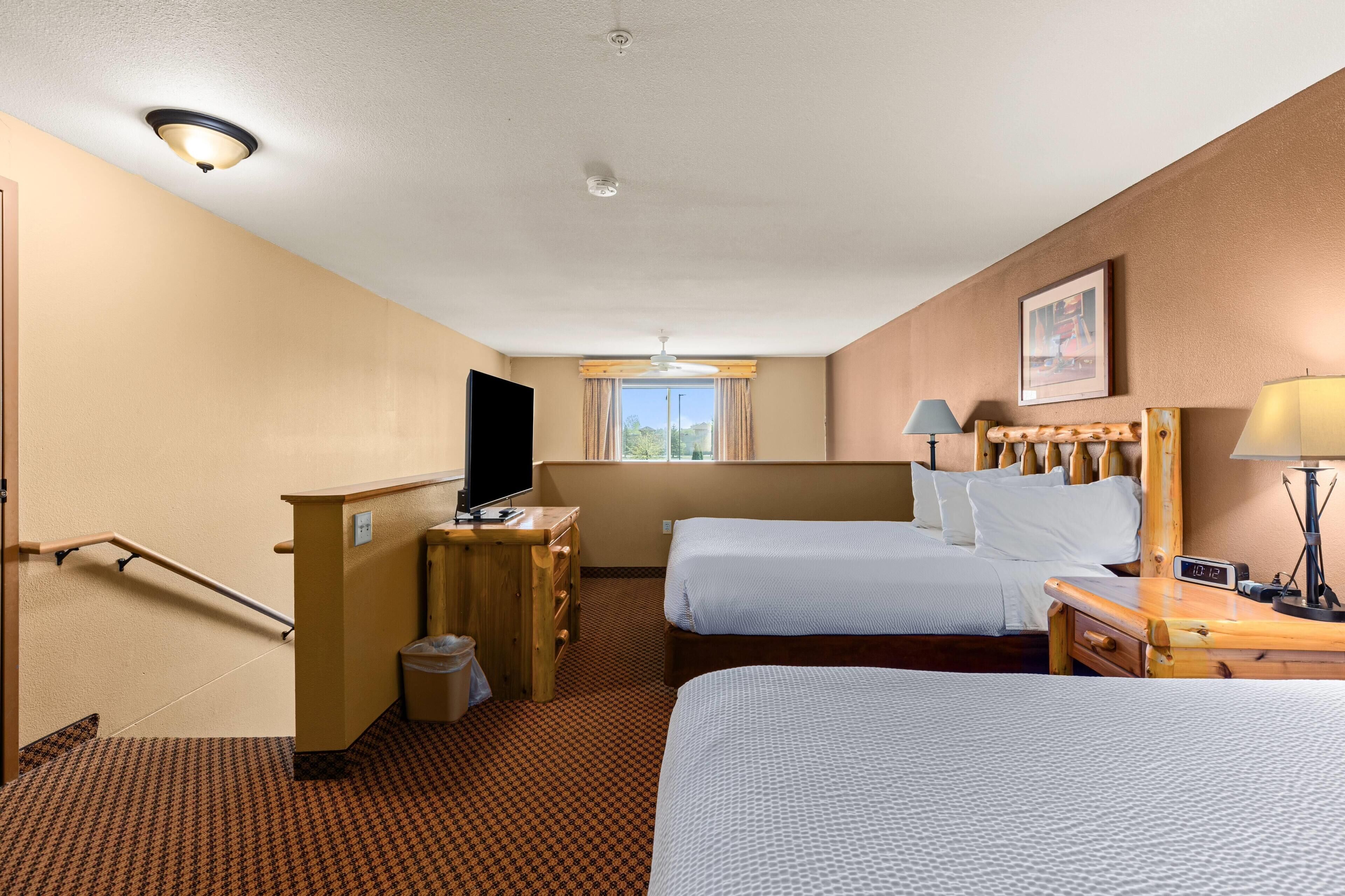 Suite, Multiple Beds, Non Smoking, Patio (Loft) | In-room safe, iron/ironing board, cribs/infant beds, free WiFi