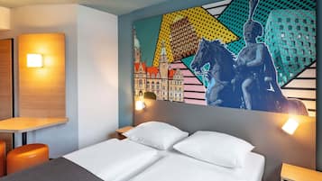 Tweepersoonskamer | Een bureau, geluiddichte muren, gratis wifi, beddengoed