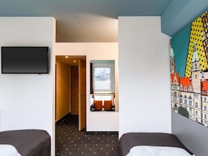 Schreibtisch, schallisolierte Zimmer, kostenloses WLAN, Bettwäsche