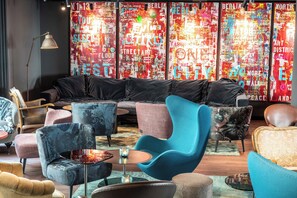 Bar (on property) - Motel One Berlin Mitte (Berlin)