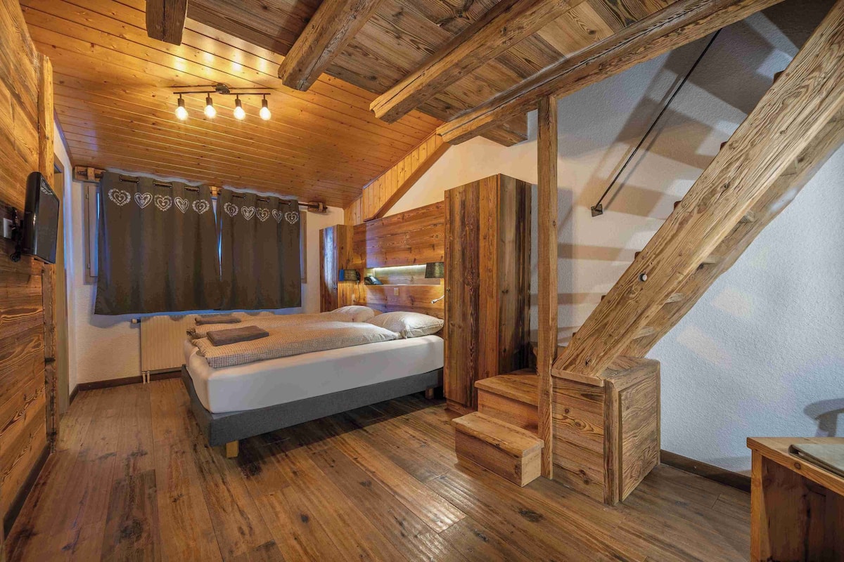 family quadruple room | premium bedding, down duvets, pillow-top beds, in-room safe