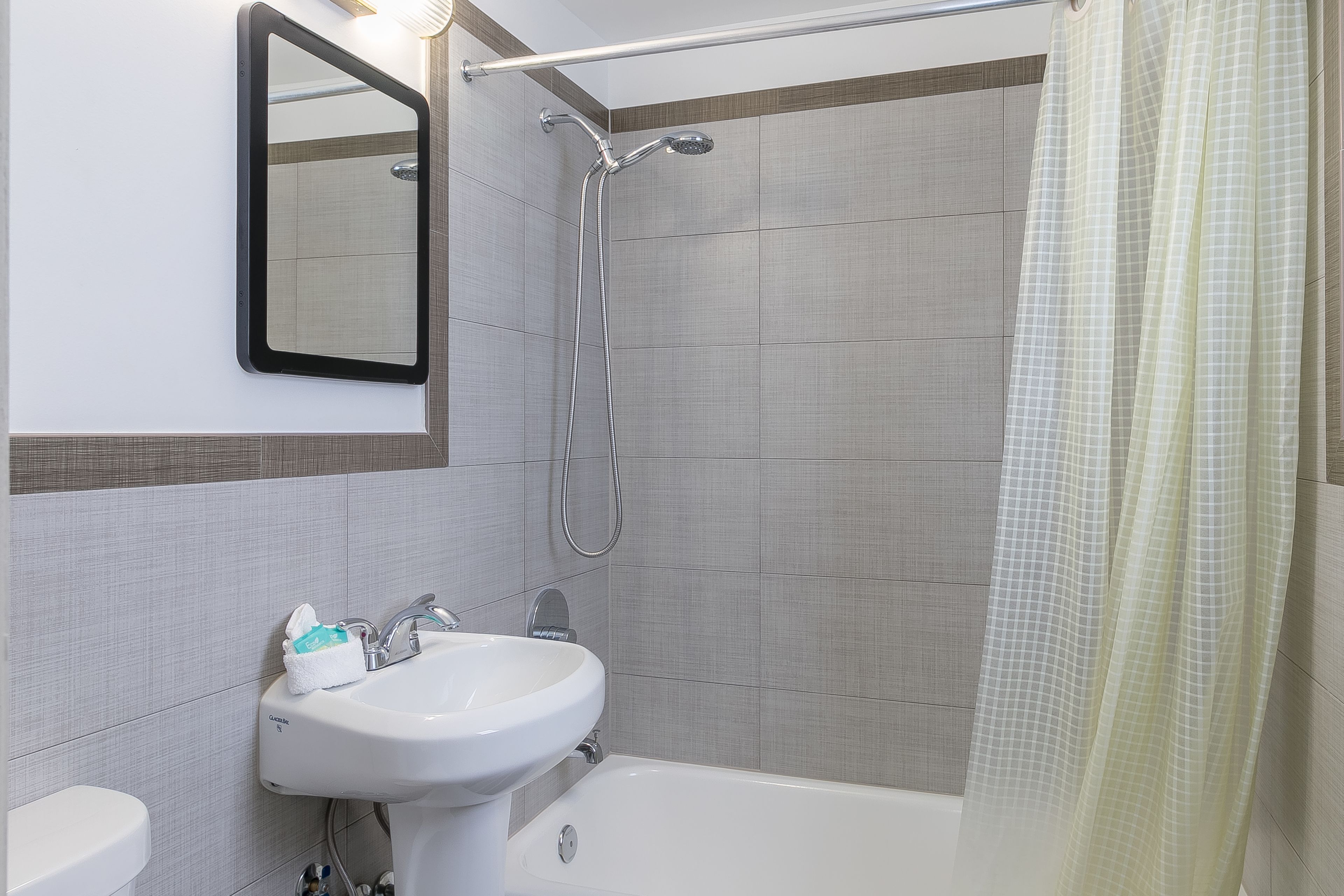 Photo - Tropics Hotel Miami Beach