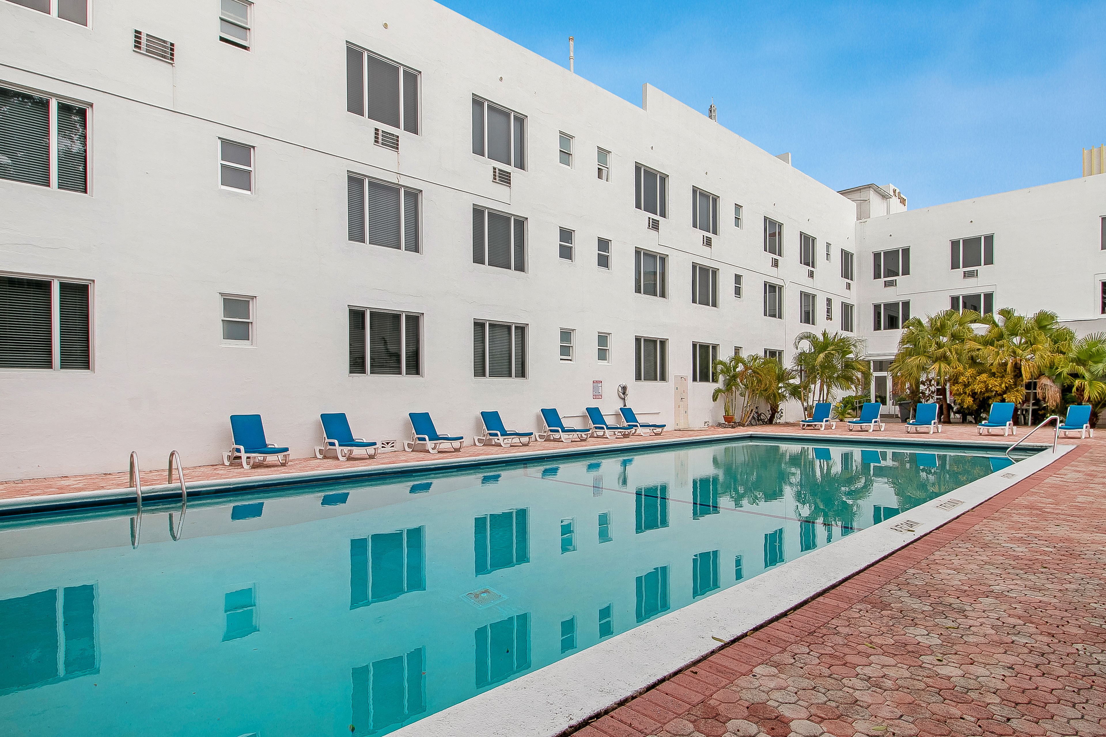 Photo - Tropics Hotel Miami Beach