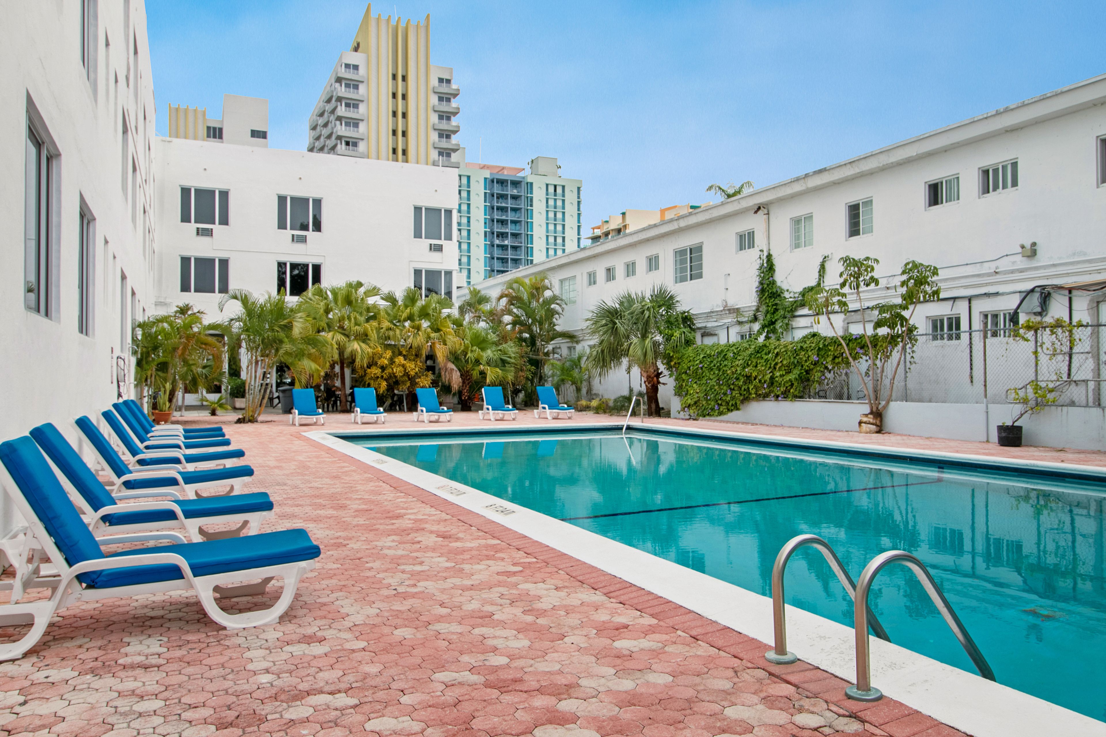 Photo - Tropics Hotel Miami Beach